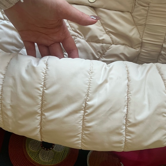 Hollister Cream Puffer Parka - Picture 12 of 16